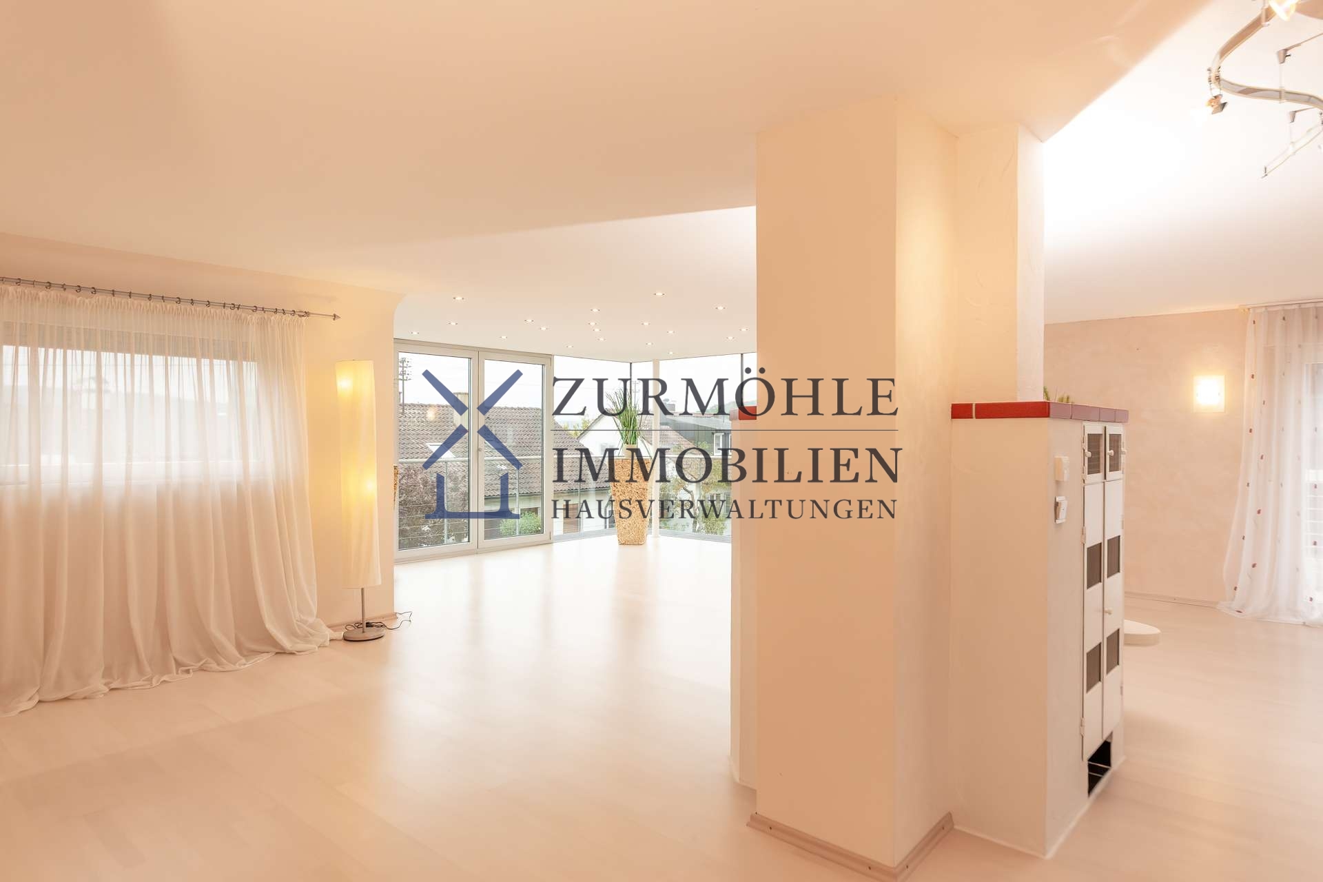 OG Offener Wohn-/Essbereich